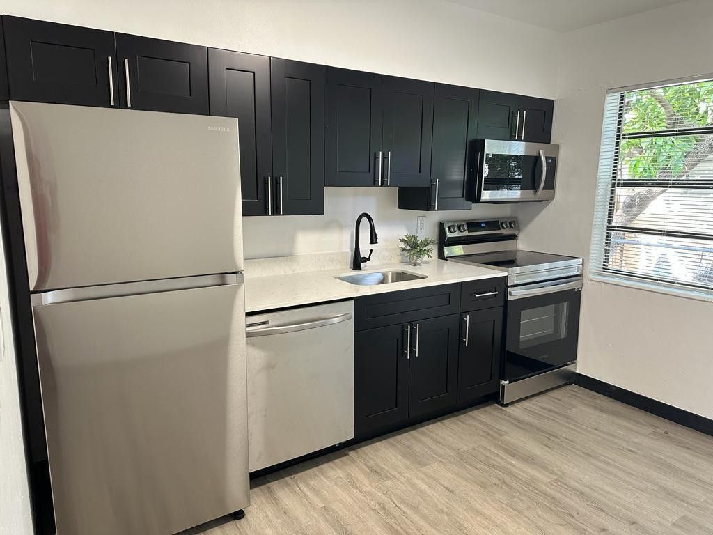 Photo of 725 NW 1st Court, Hallandale Beach, FL 33009 (MLS # F10552417)