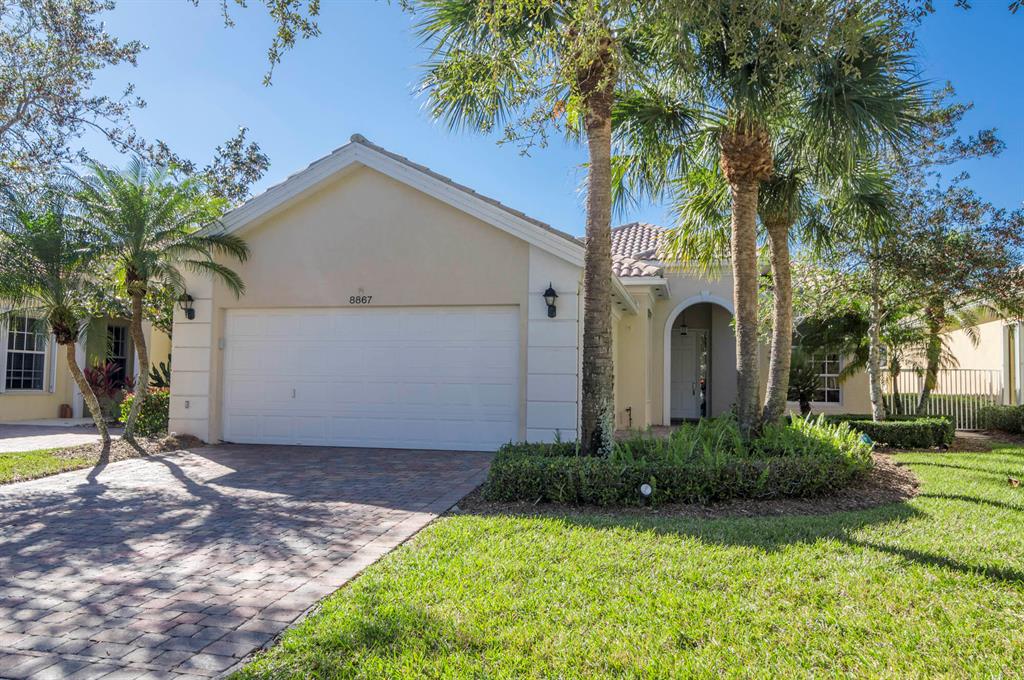 Photo of 8867 Oldham Way, Palm Beach Gardens, FL 33412 (MLS # R10778966)