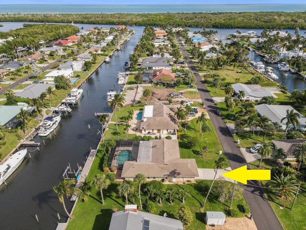 Photo of 8377 SE Coconut Street, Hobe Sound, FL 33455 (MLS # R10941847)