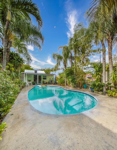 124 N F Street Lake Worth Beach FL 33460