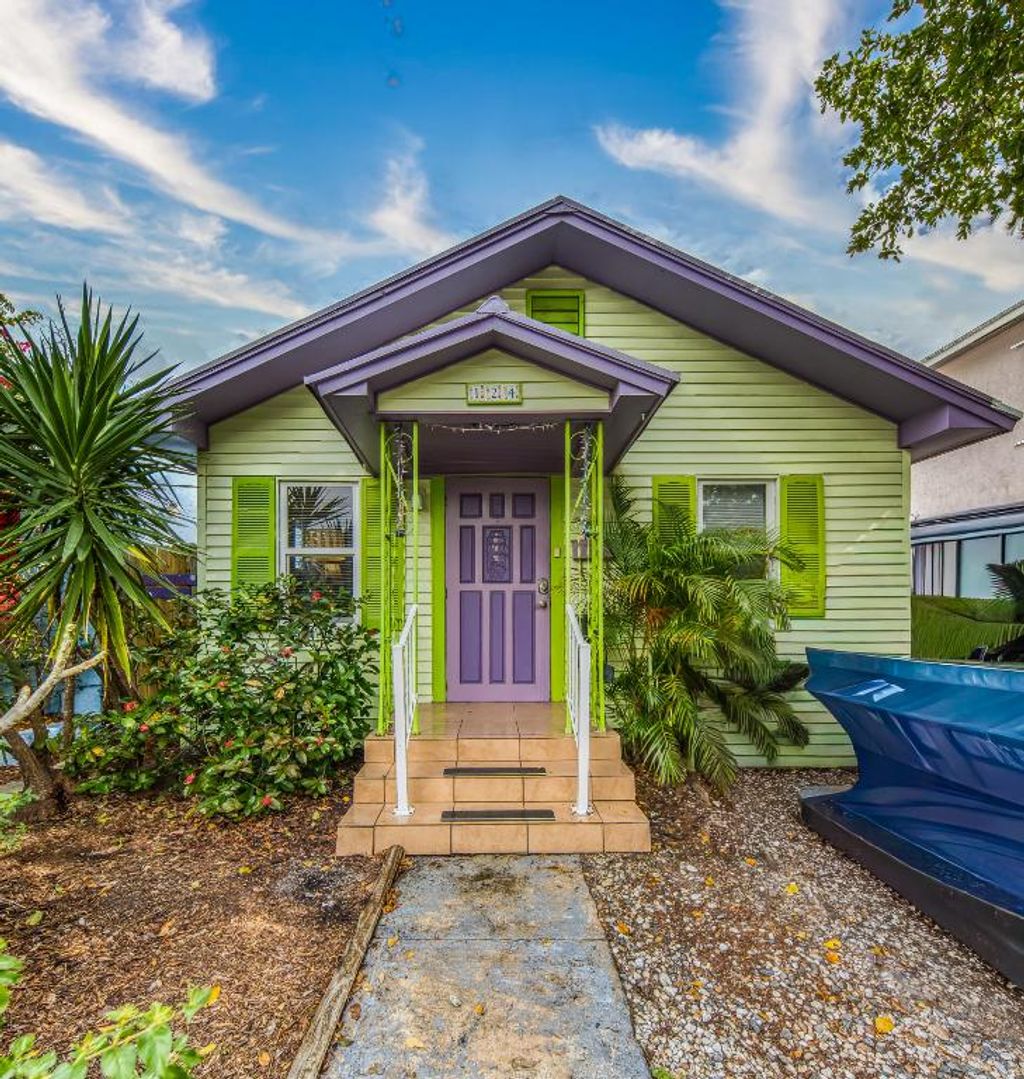 Photo of 124 N F Street, Lake Worth Beach, FL 33460 (MLS # R11156666)