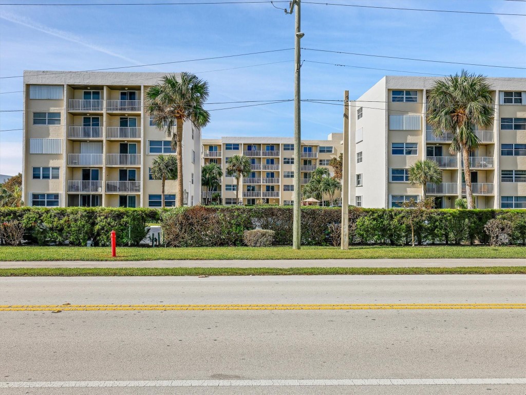 BOCA SOUTH - Residential