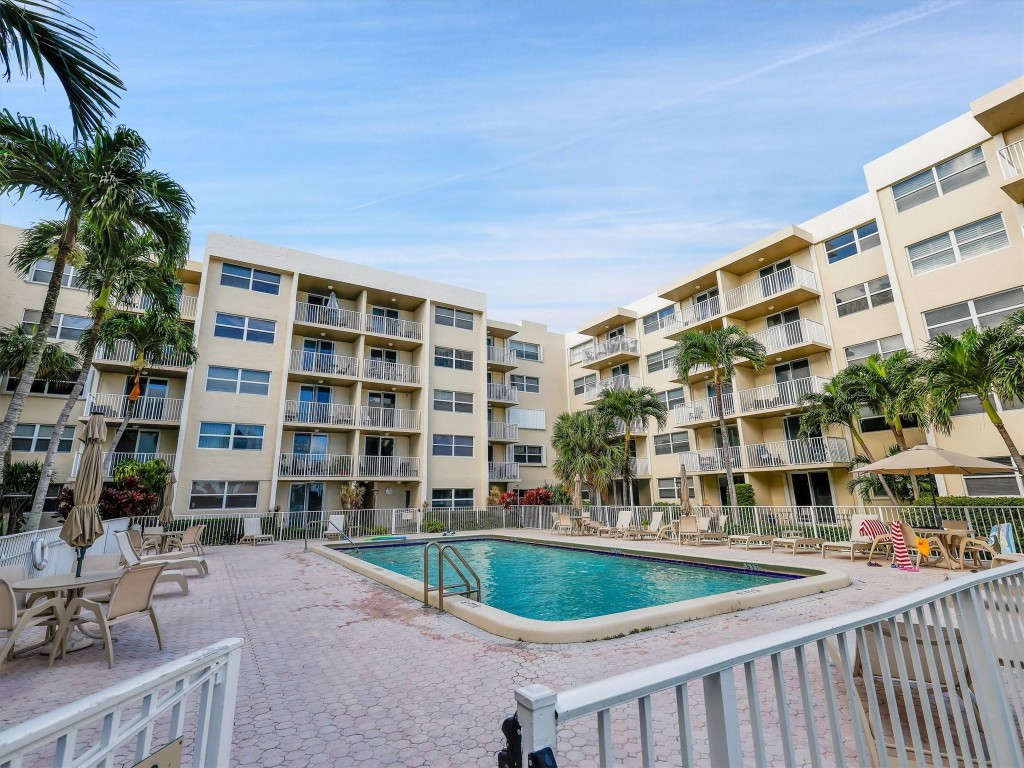BOCA SOUTH - Residential