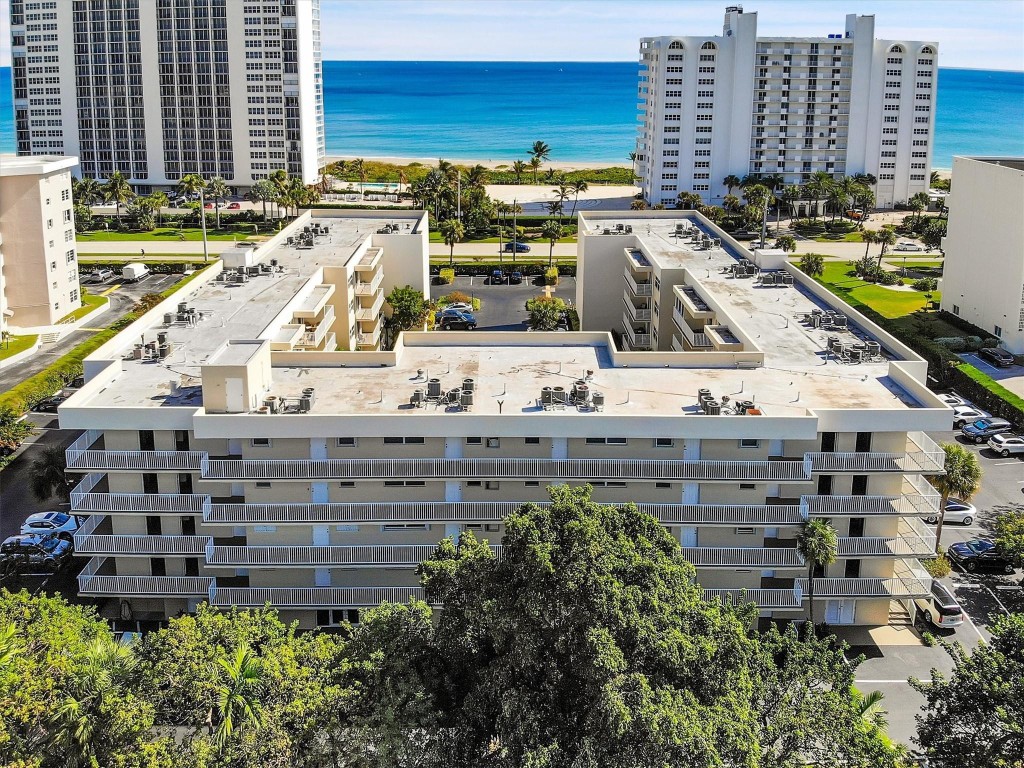 BOCA SOUTH - Residential