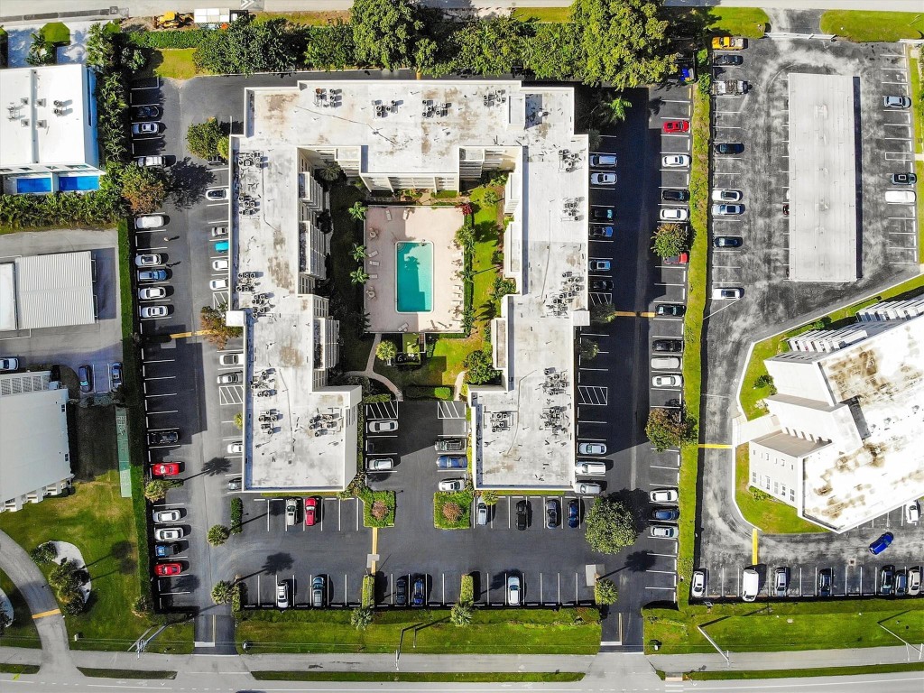 BOCA SOUTH - Residential