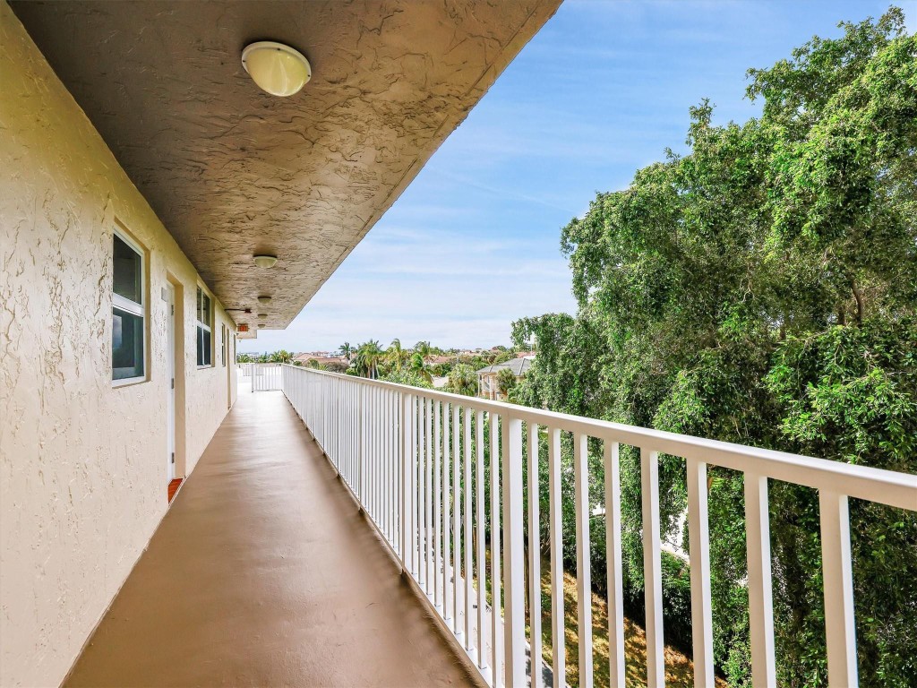 BOCA SOUTH - Residential