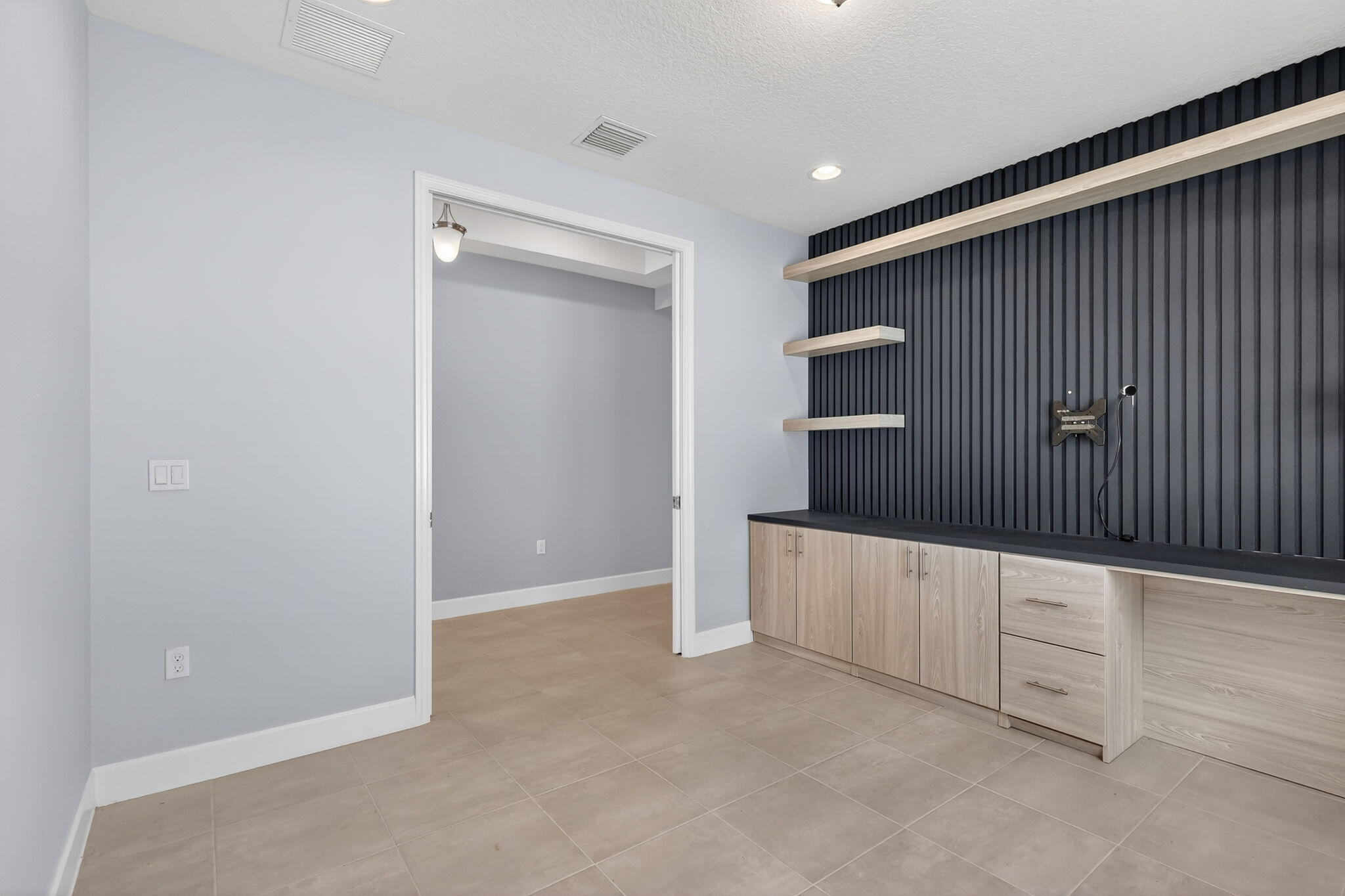 RIVERLAND PARCEL B - PLAT SEVEN - Residential