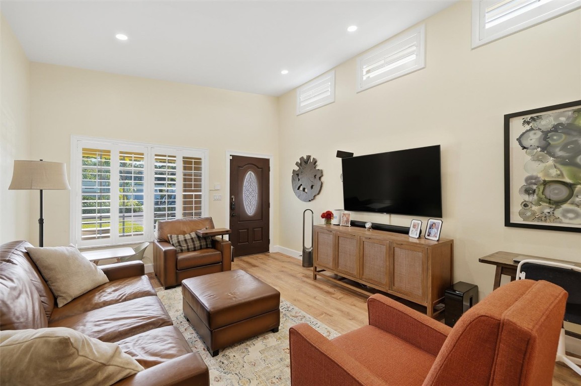 Oak Ridge Park 23-15 B - Residential