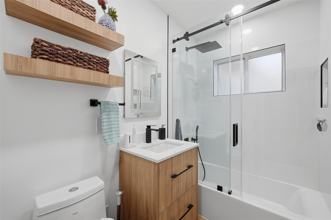 Oak Ridge Park 23-15 B - Residential