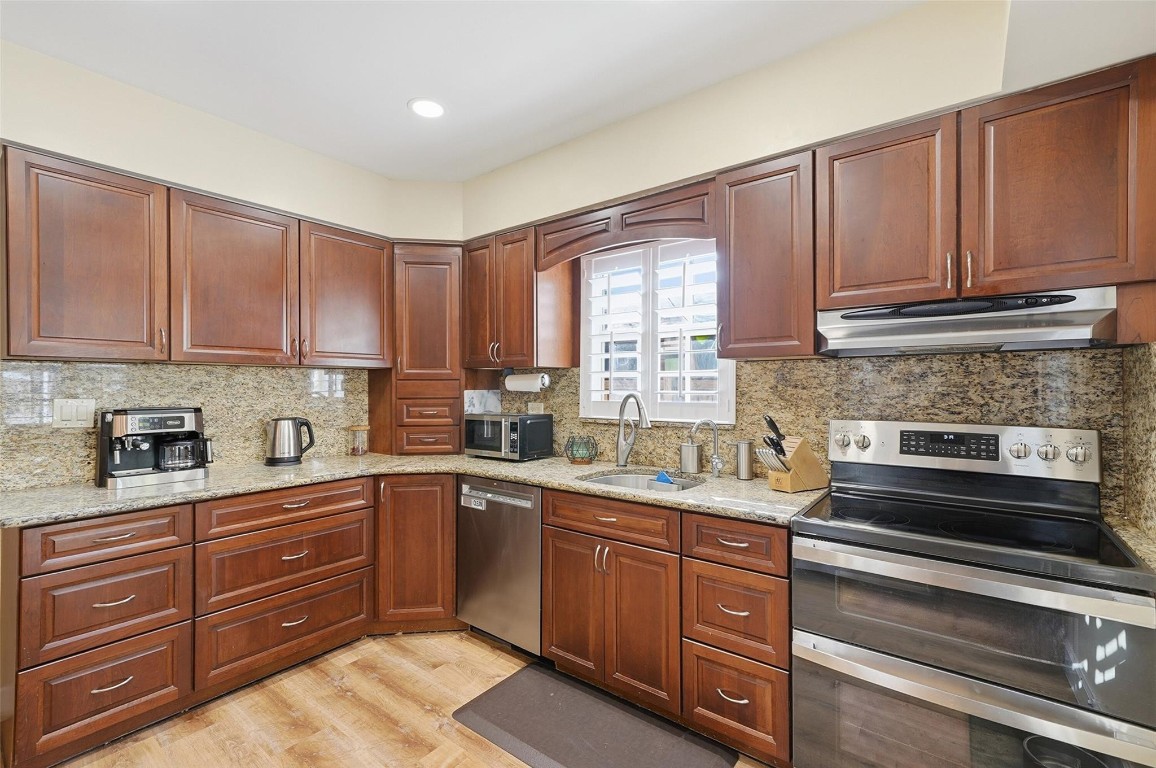 Oak Ridge Park 23-15 B - Residential