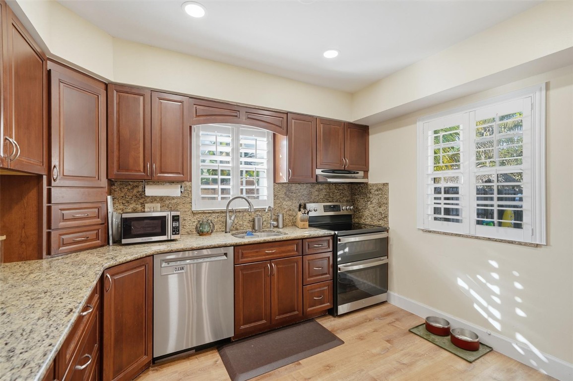 Oak Ridge Park 23-15 B - Residential