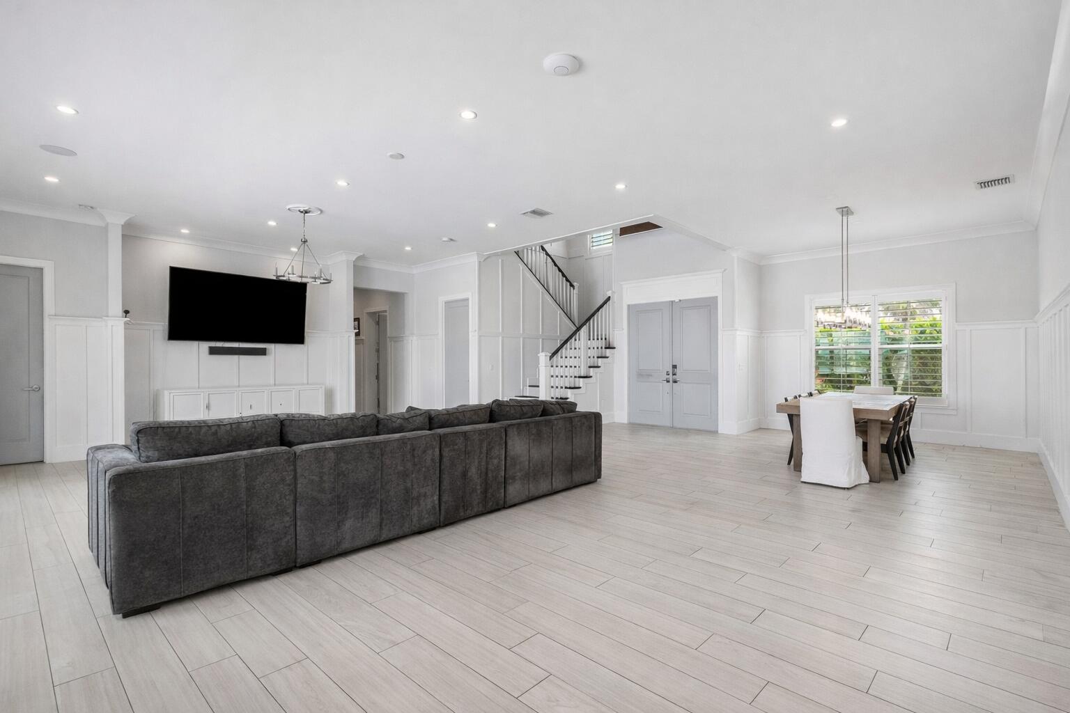 COLLEGE PARK - Residential