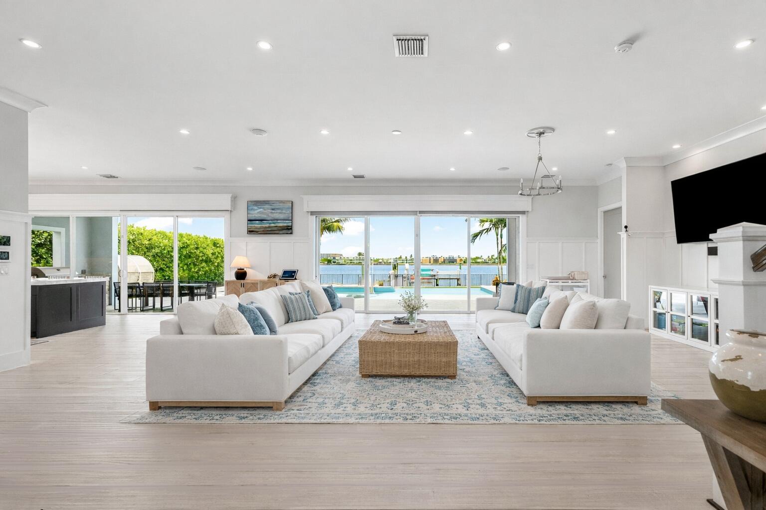 COLLEGE PARK - Residential