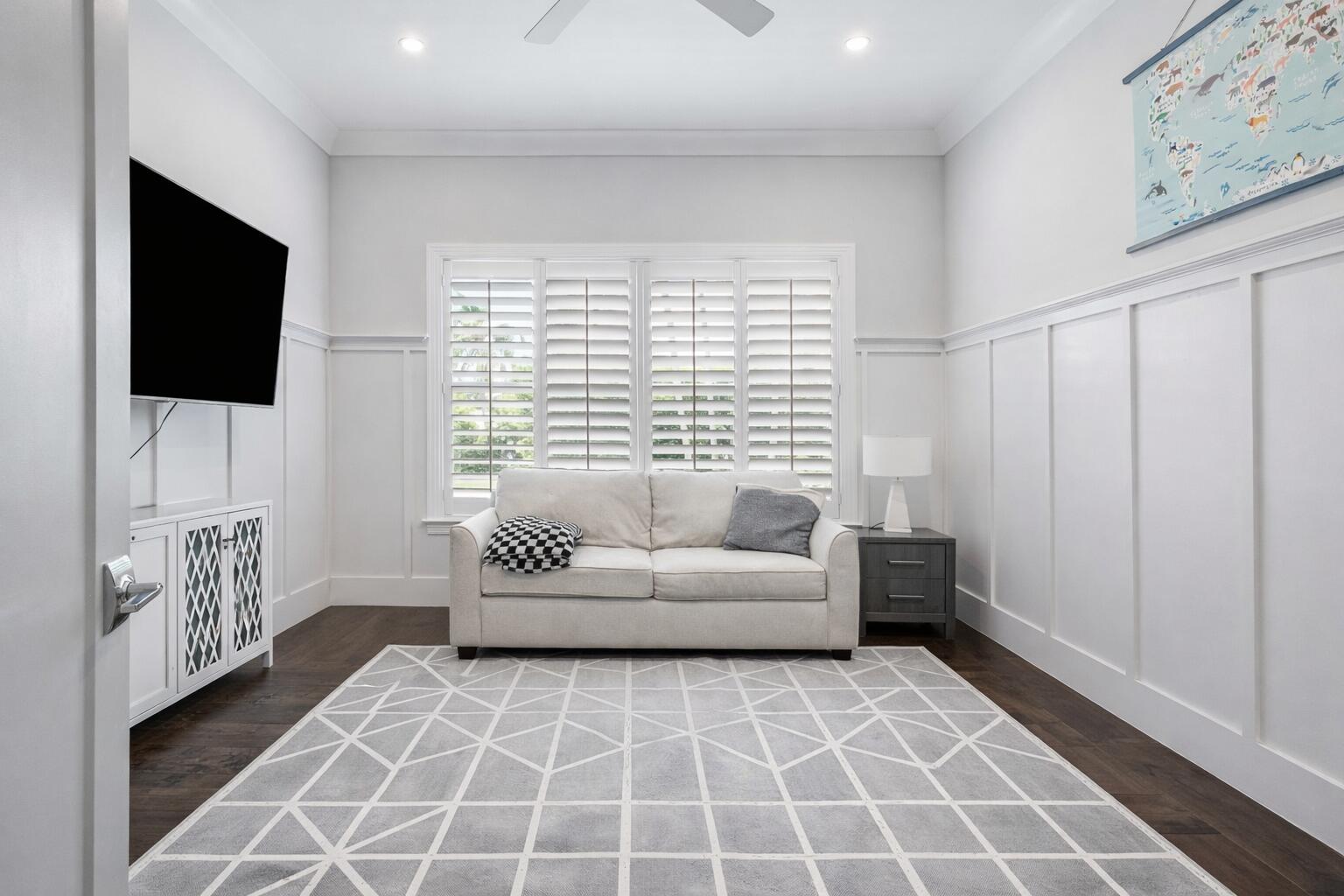 COLLEGE PARK - Residential