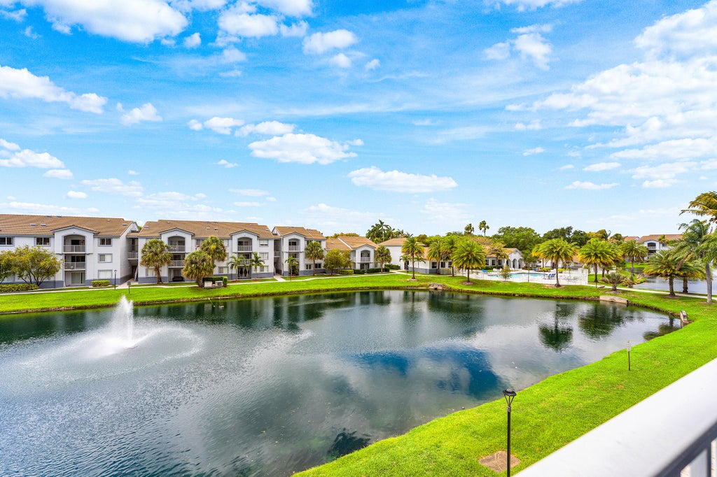 Photo of 2620 S University Drive #308, Davie, FL 33328 (MLS # B26058543)