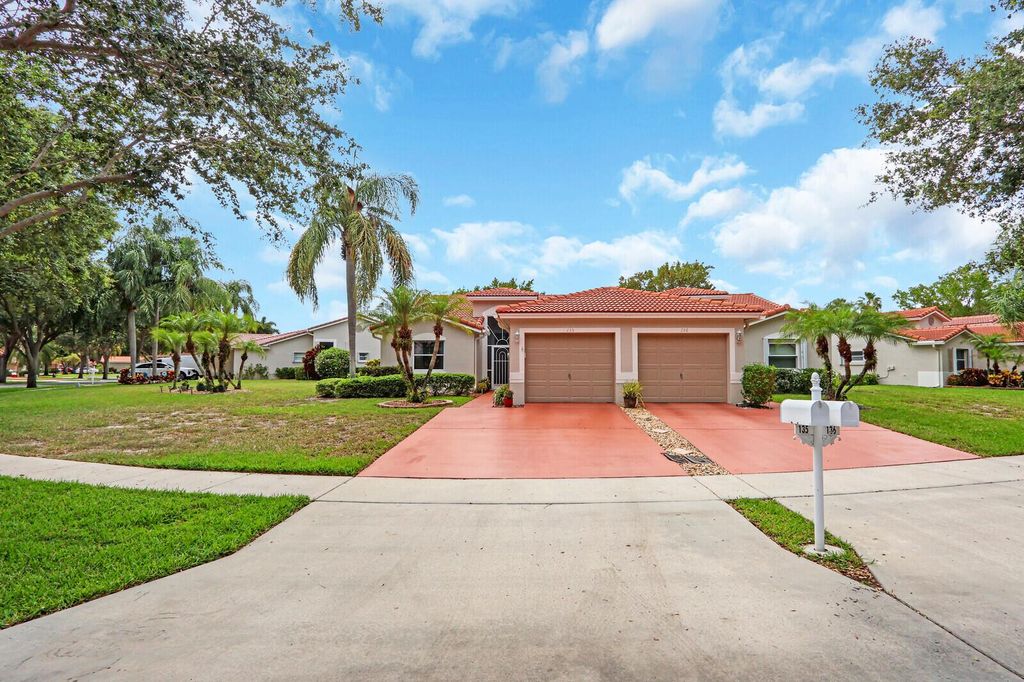 Photo of 135 Sausalito Drive, Boynton Beach, FL 33436 (MLS # R11102492)