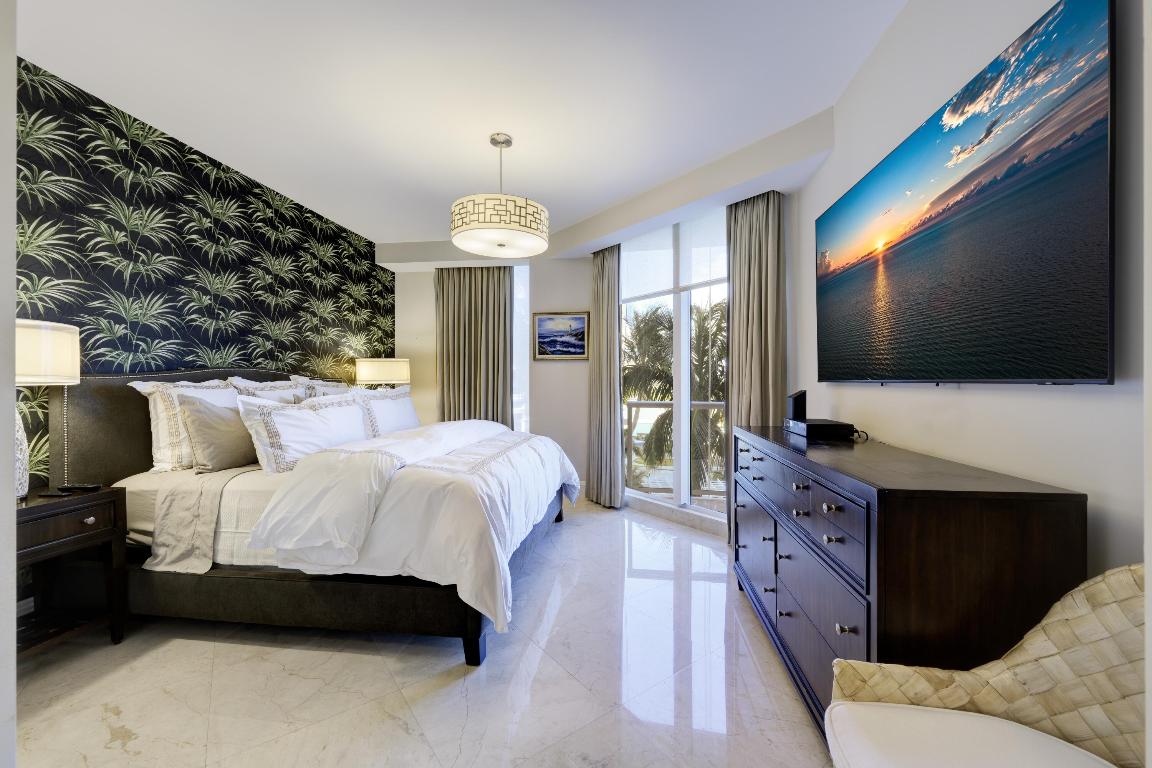 Ritz Carlton - Residential