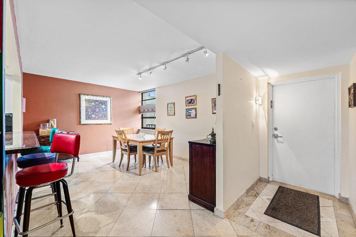 VILLA DORADA CONDO - Residential