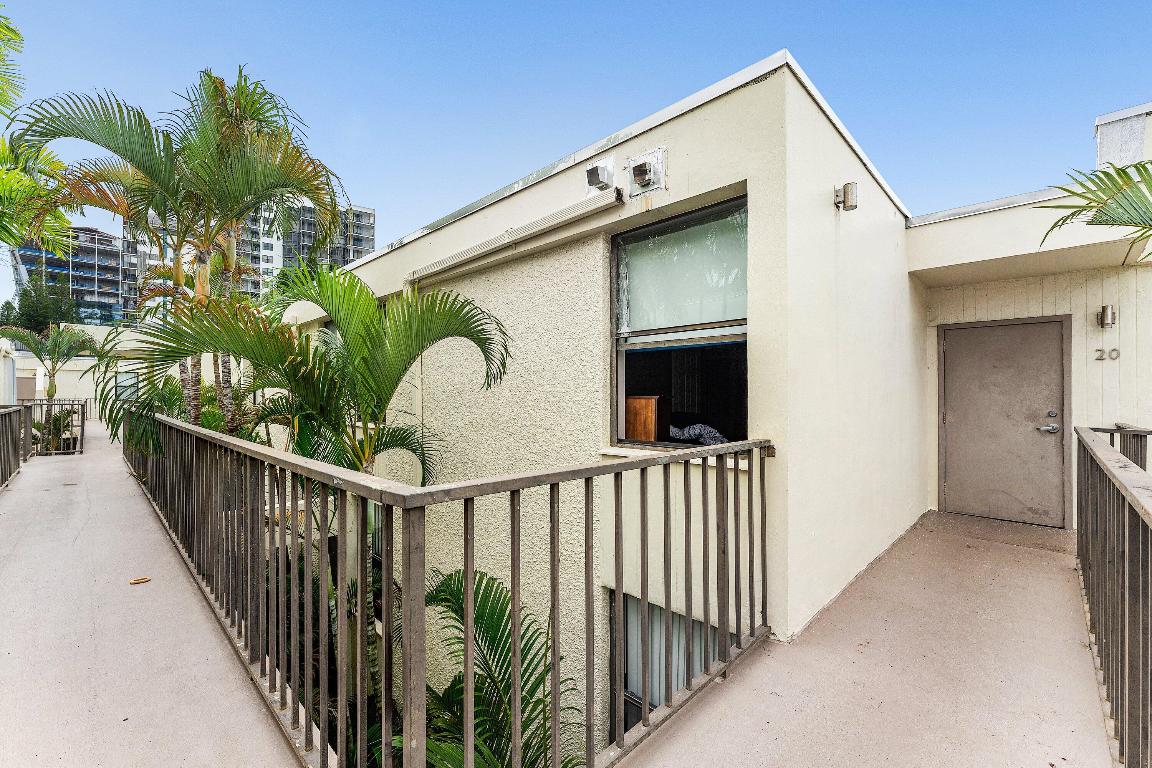 VILLA DORADA CONDO - Residential