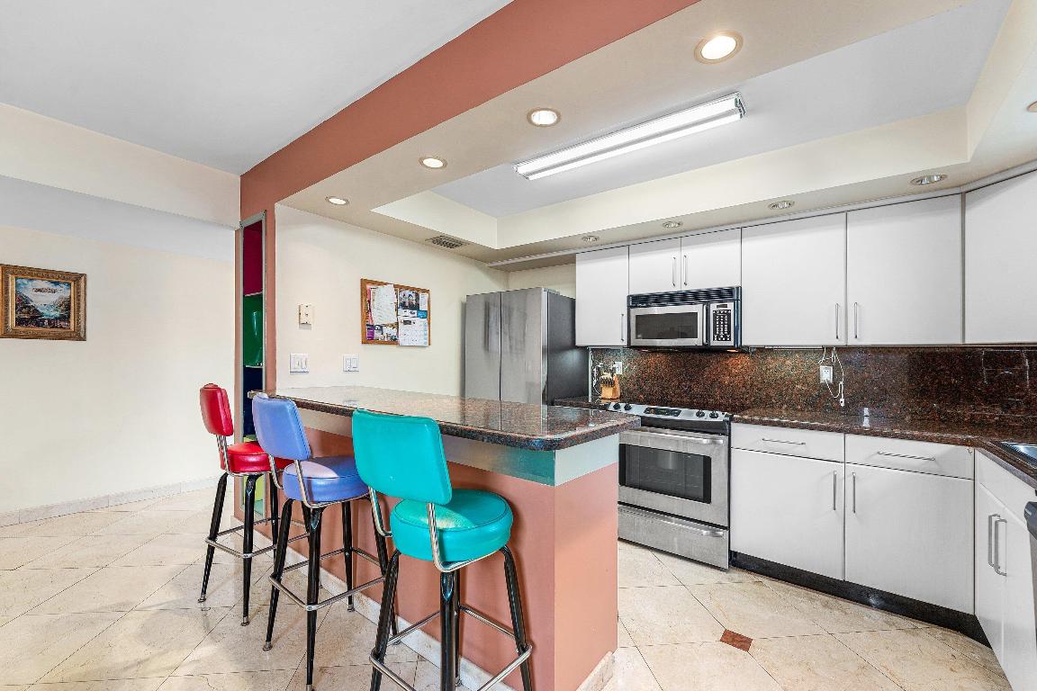 VILLA DORADA CONDO - Residential