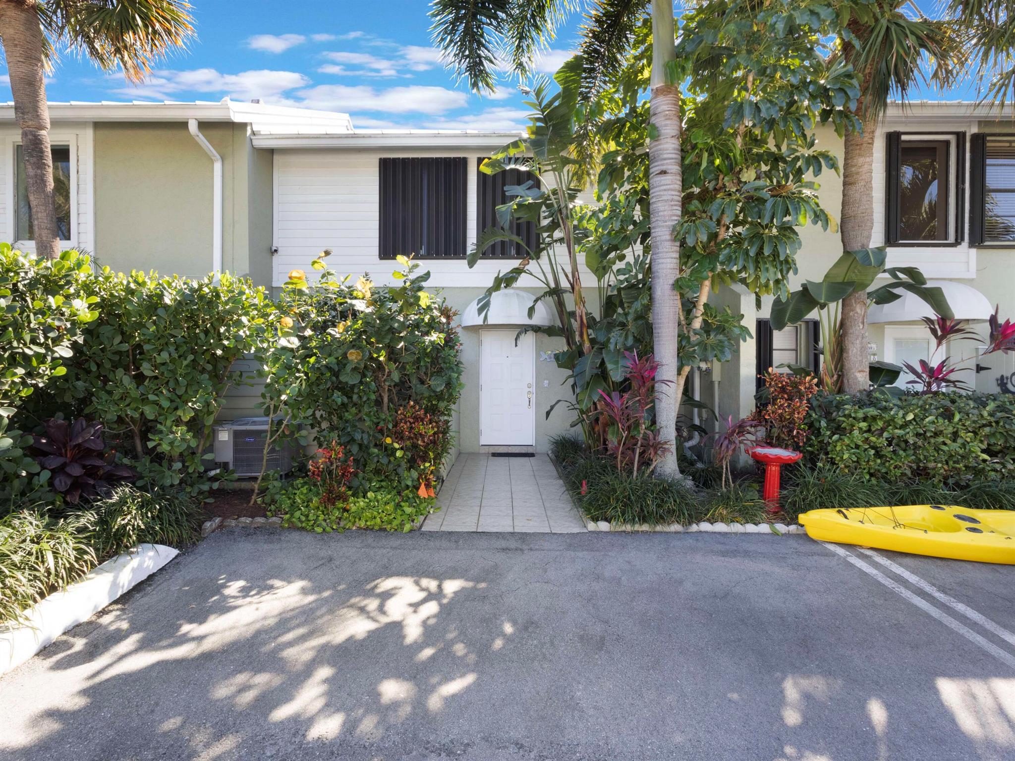 662 Mariners Way