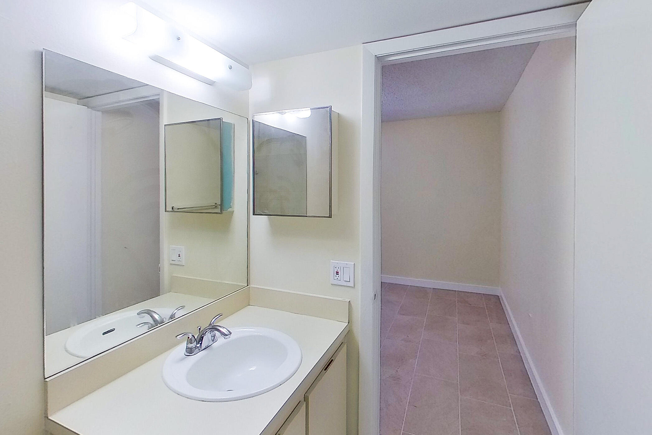 LAKEVIEW ESTATES CONDO - Residential Lease