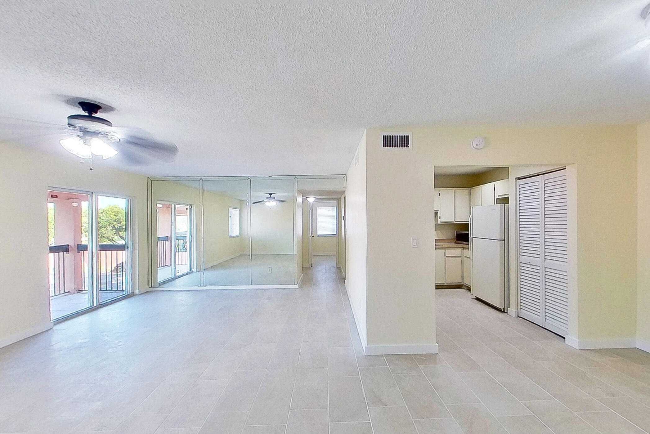 LAKEVIEW ESTATES CONDO - Residential Lease