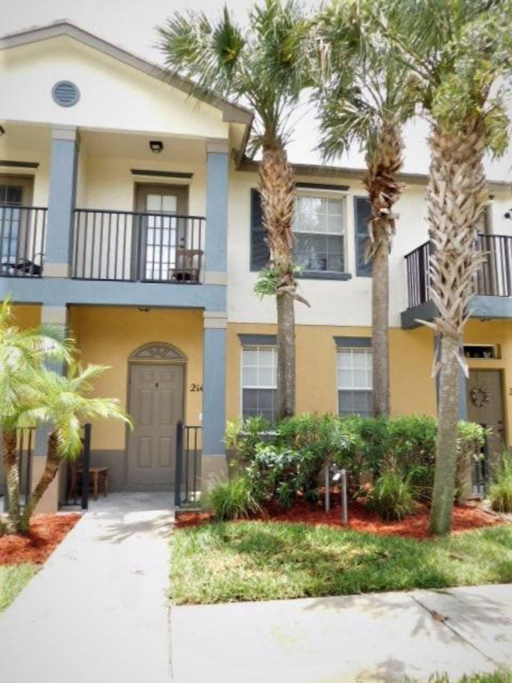 Photo of 2147 SE Destin Dr Dr #2147, Port Saint Lucie, FL 34952 (MLS # F10334930)