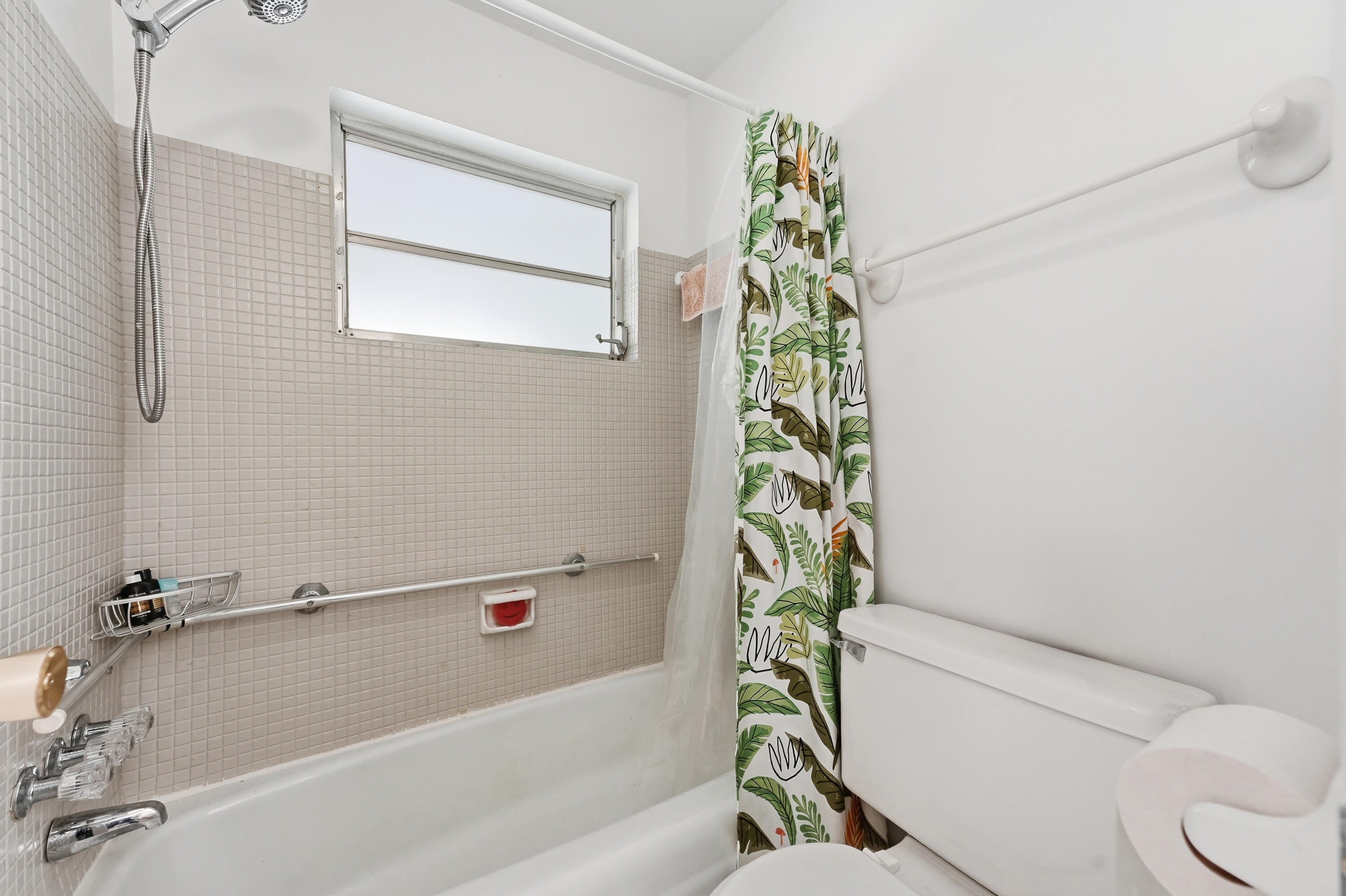 HIGH POINT CONDO SEC 3 - Residential