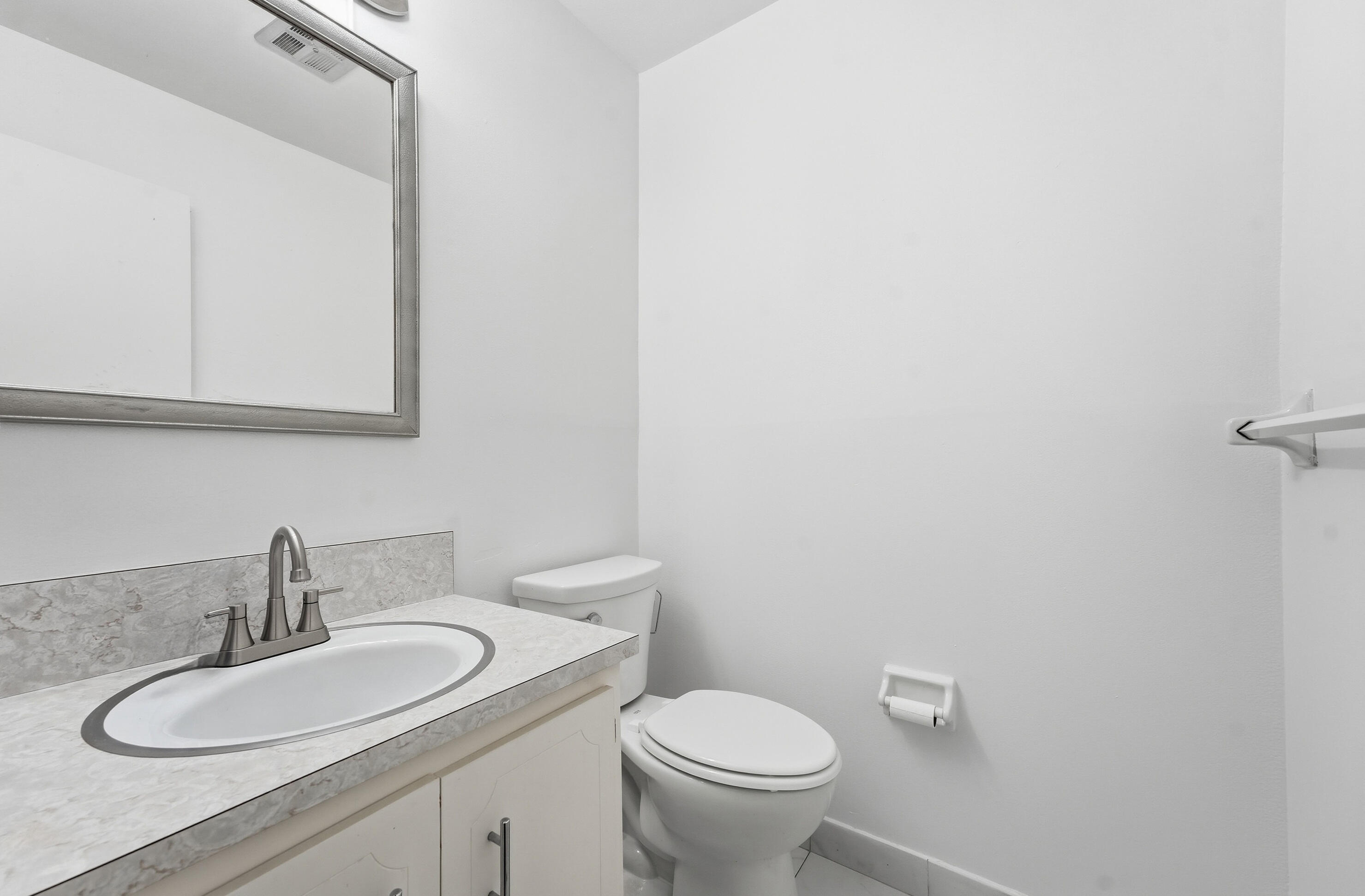 HIGH POINT CONDO SEC 3 - Residential