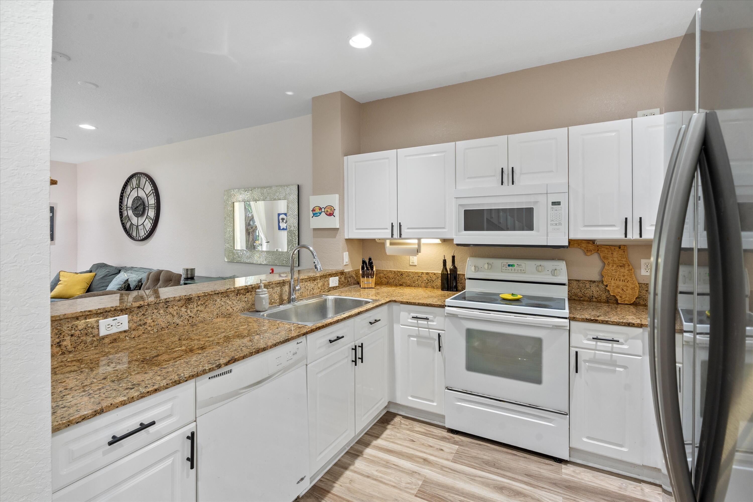 KENSINGTON GARDENS CONDO - Residential