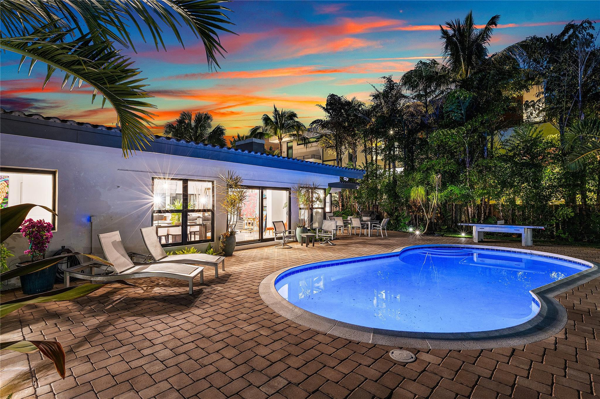 Riviera 6-17 B - Residential