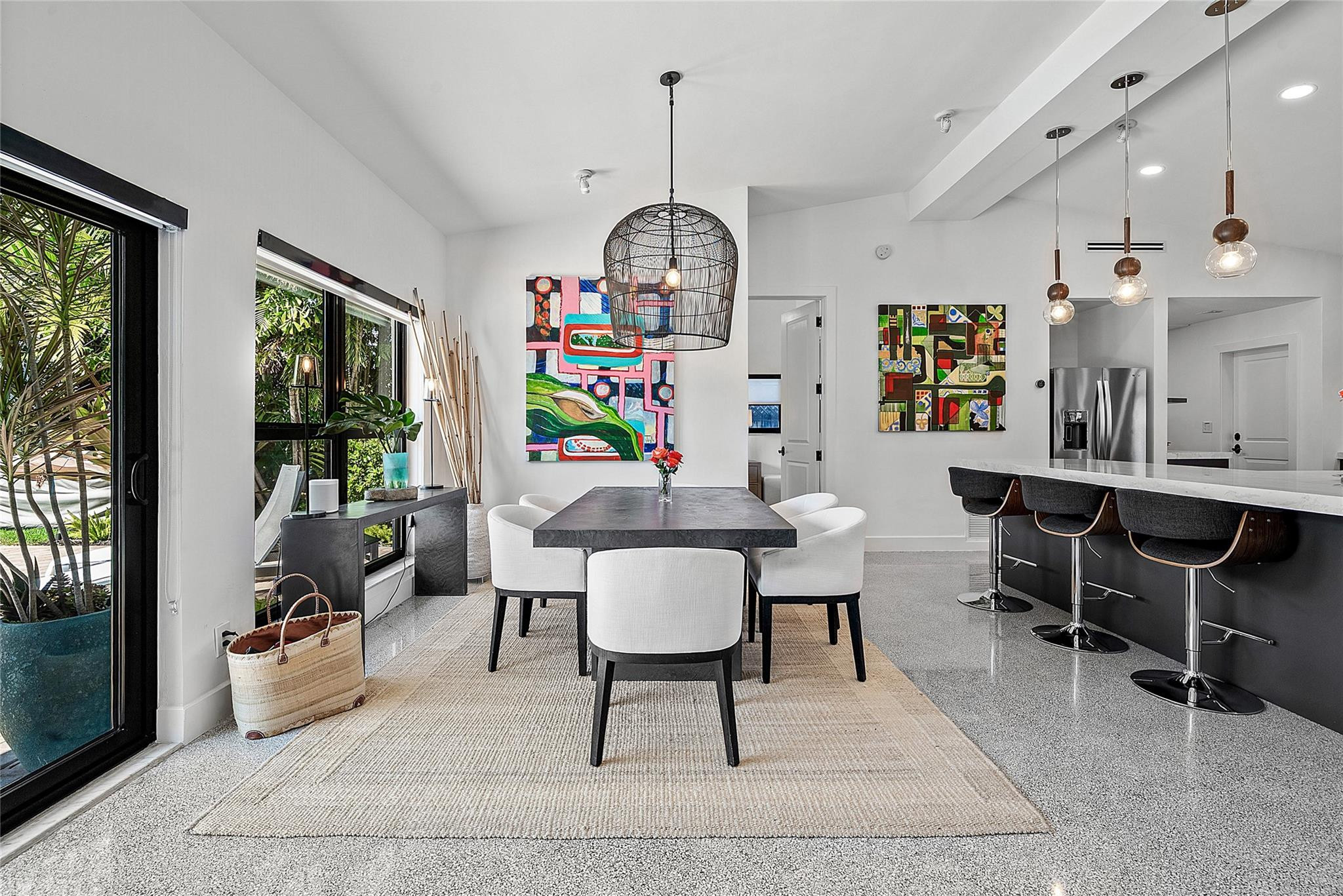 Riviera 6-17 B - Residential