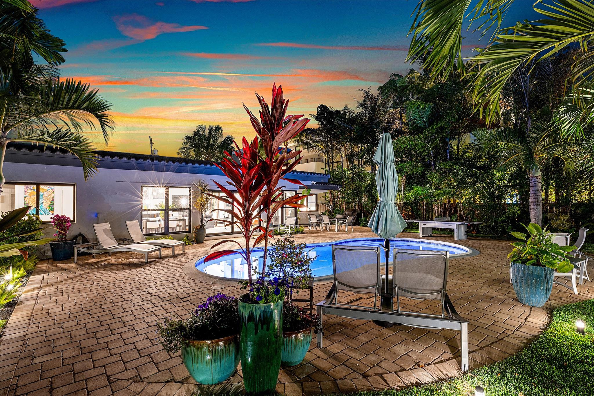 Riviera 6-17 B - Residential