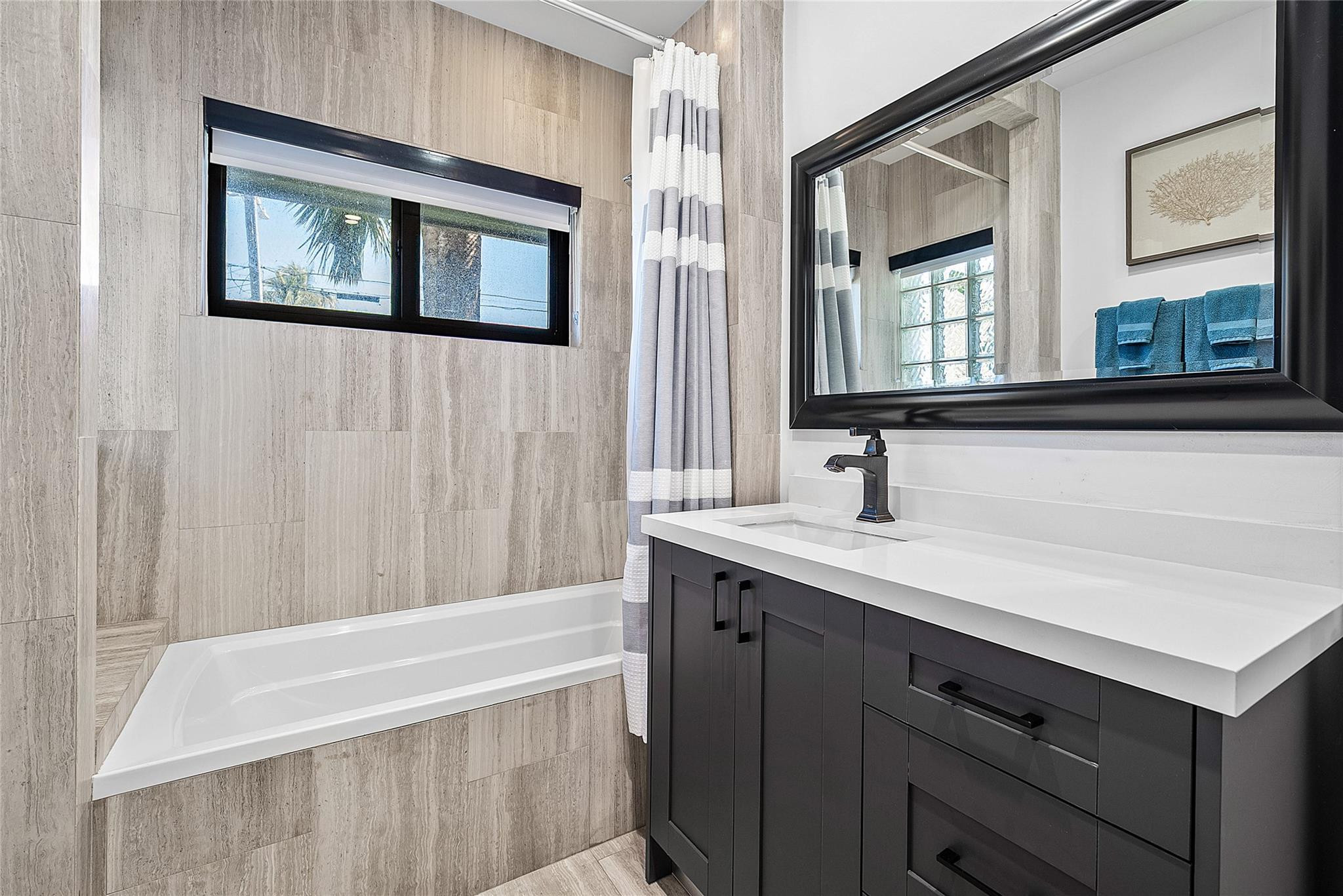 Riviera 6-17 B - Residential