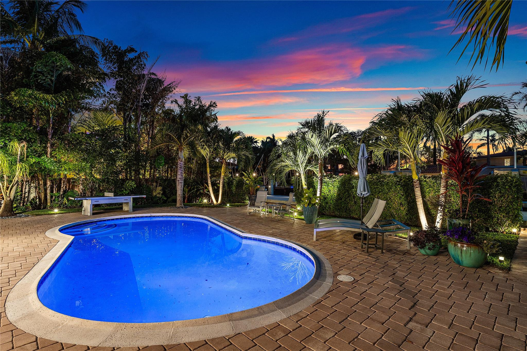 Riviera 6-17 B - Residential