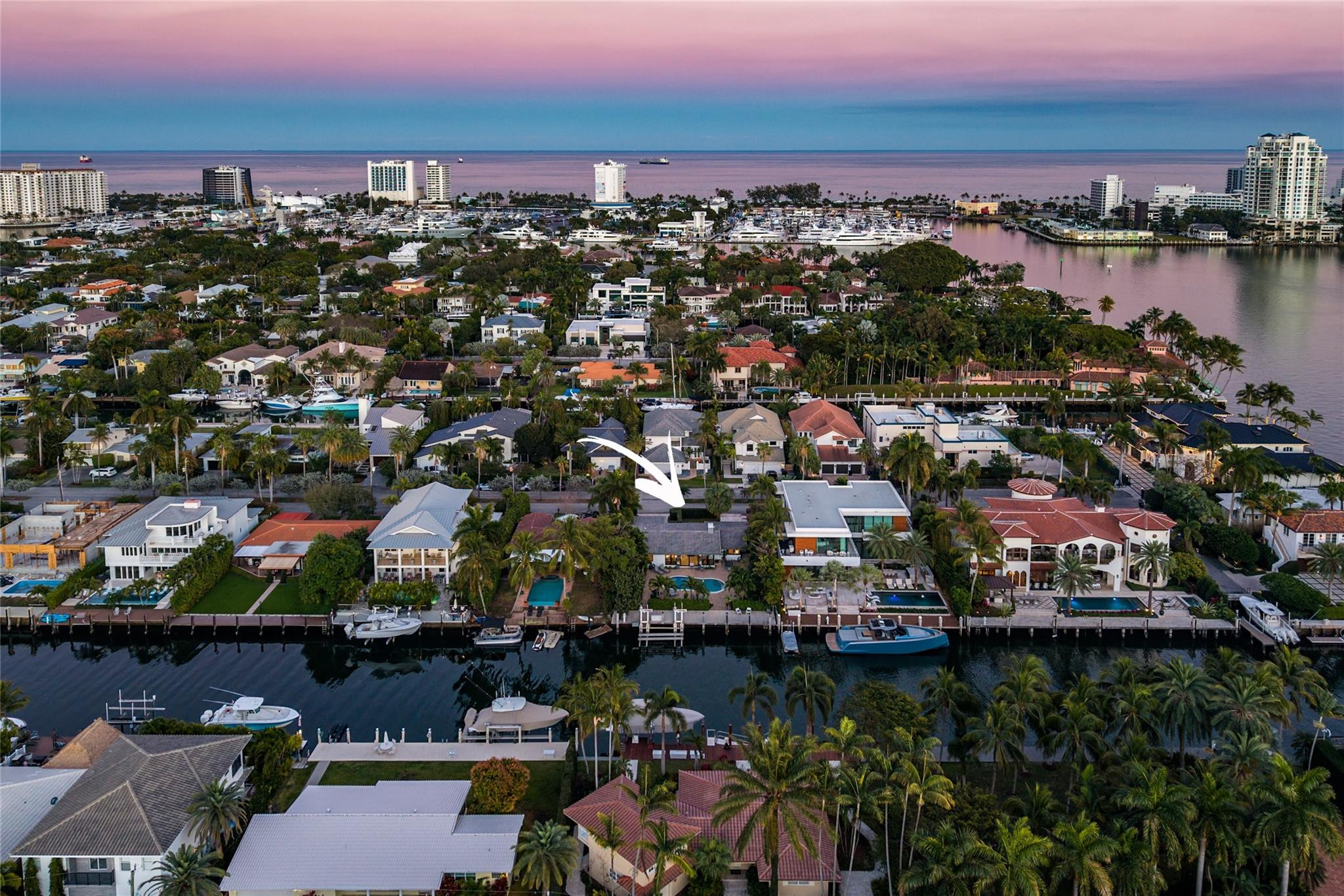 Riviera 6-17 B - Residential