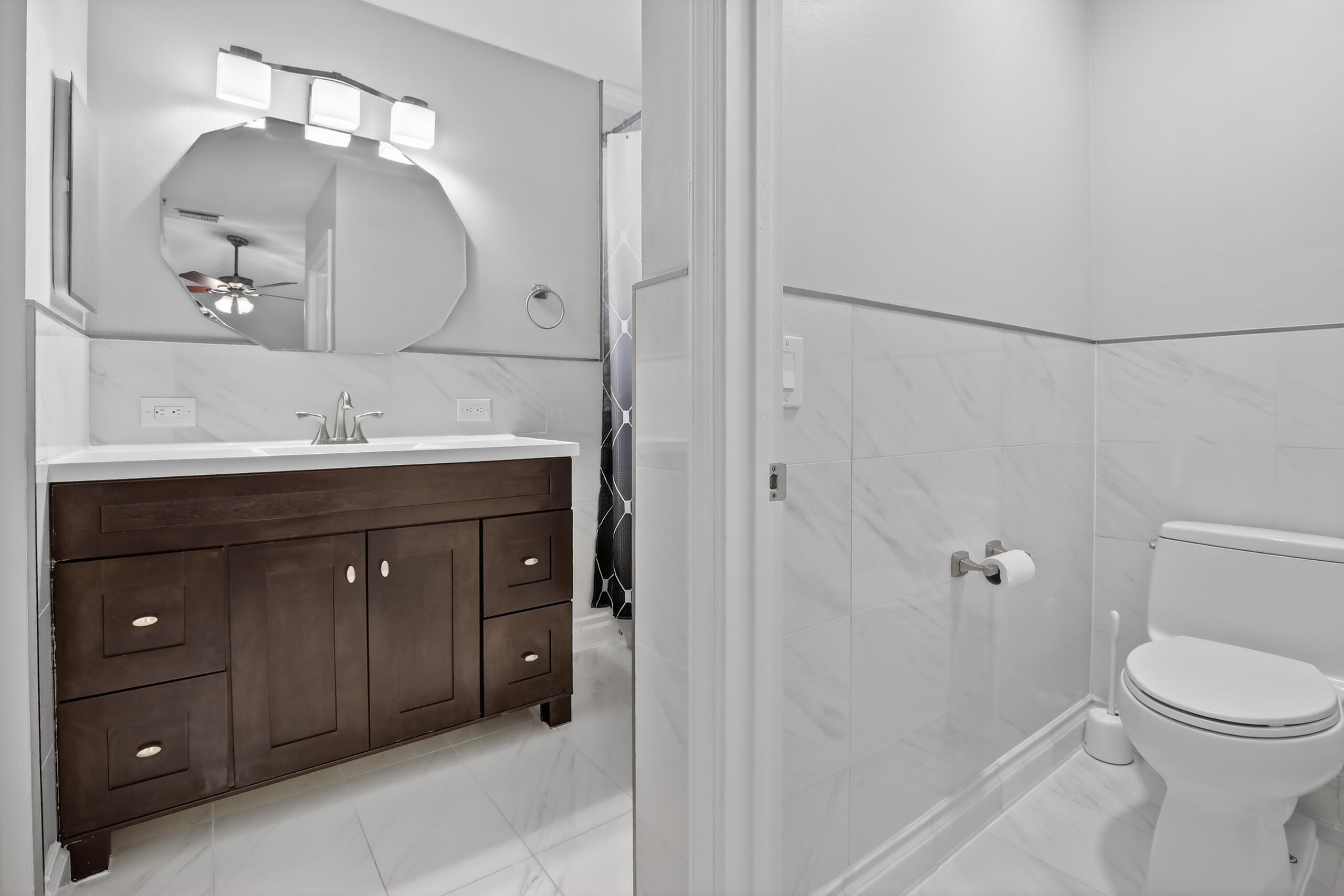 LAKES OF NEWPORT II - Residential Lease