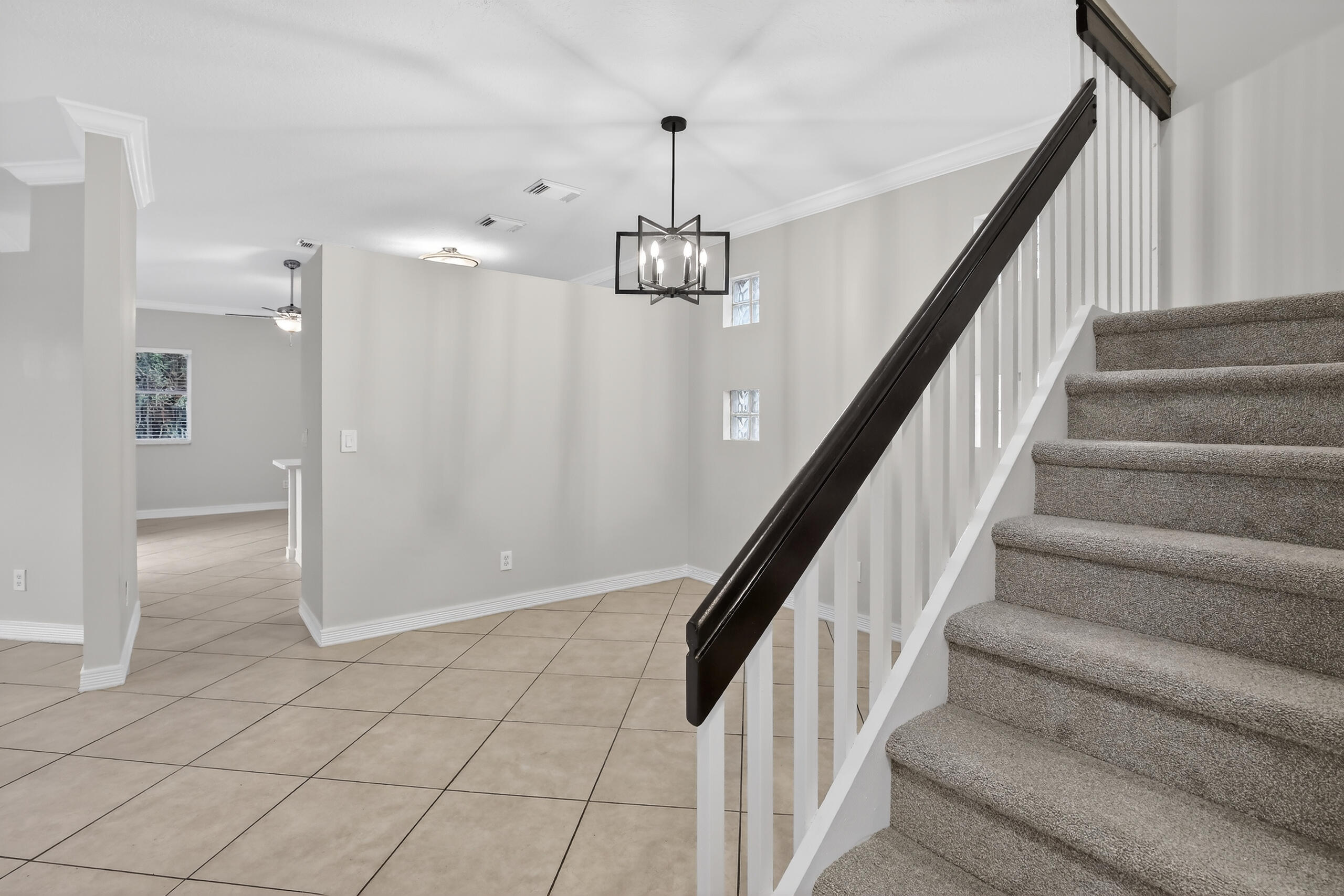 LAKES OF NEWPORT II - Residential Lease