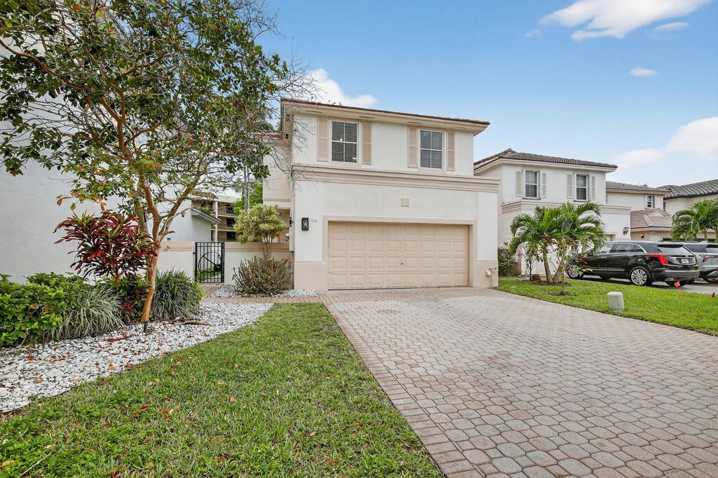 Photo of 7524 NW 1st Place, Plantation, FL 33317 (MLS # B26002664)
