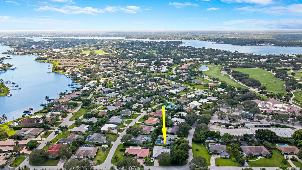 Photo of 6 SE Turtle Creek Drive, Tequesta, FL 33469 (MLS # R10921088)
