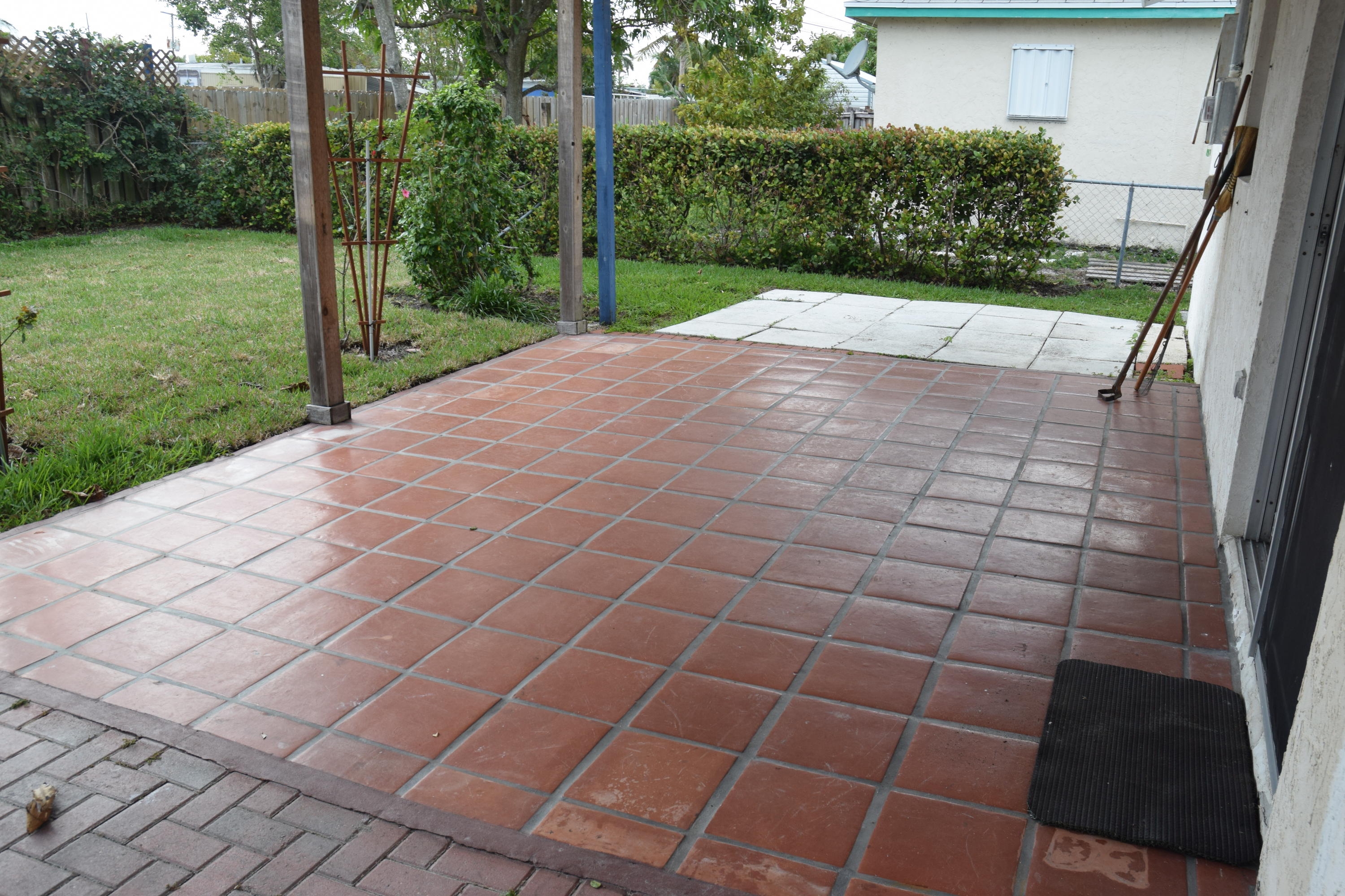 Englewood Manor - Residential