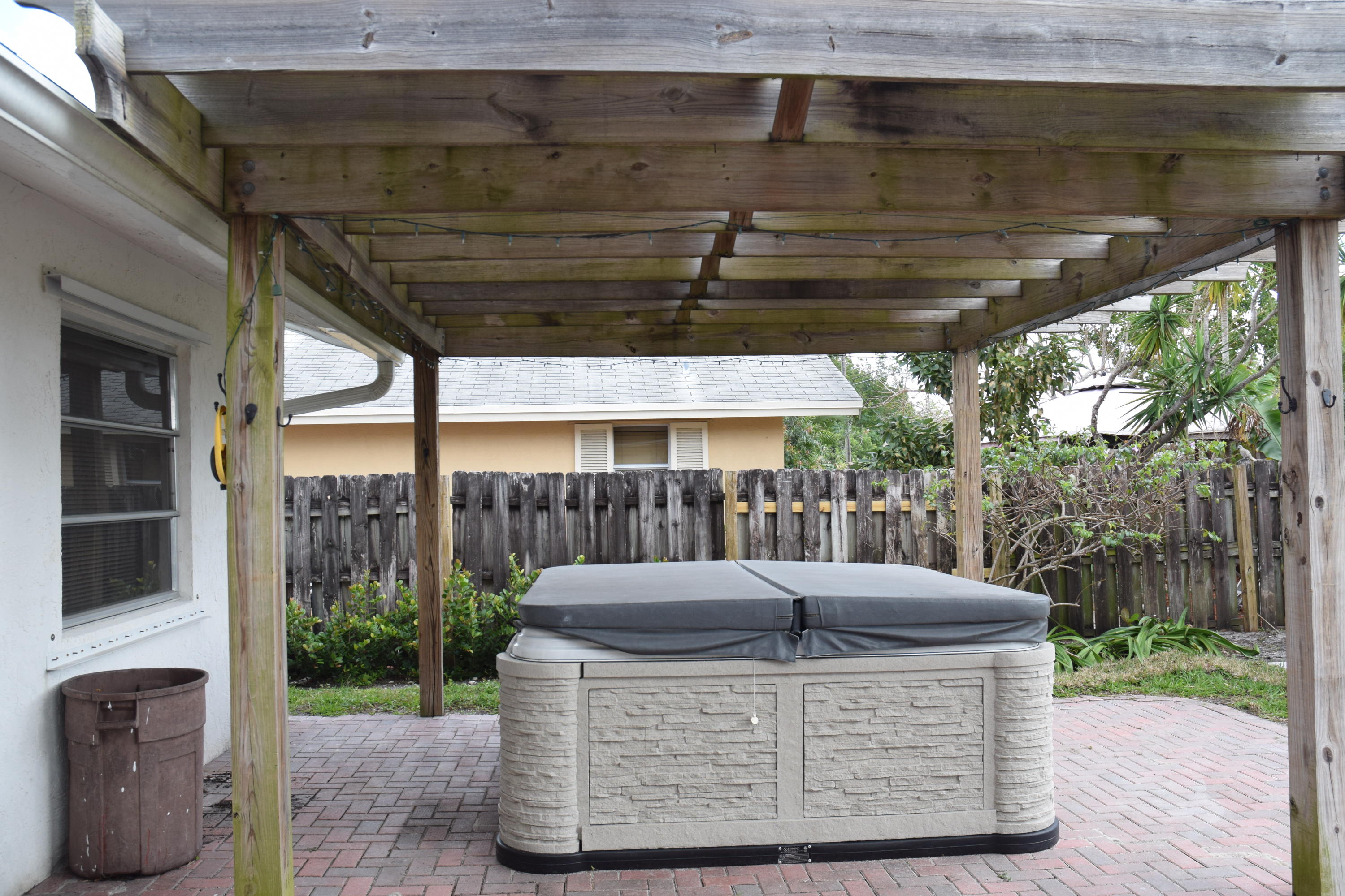 Englewood Manor - Residential