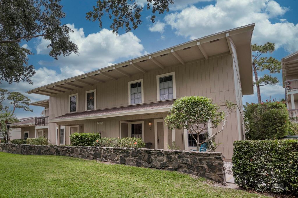 Photo of 9209 SE Riverfront Terrace #D, Jupiter, FL 33469 (MLS # R10985813)