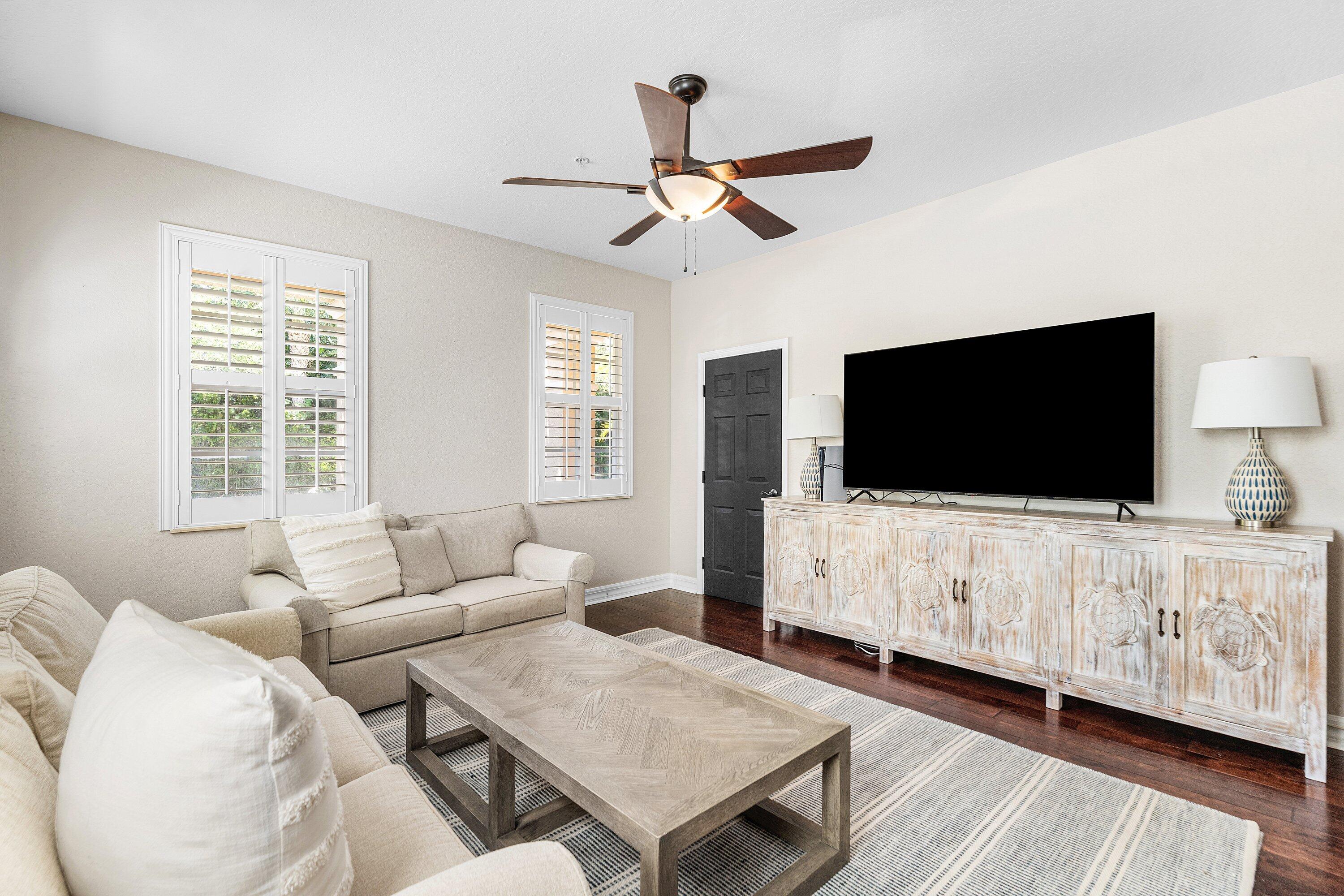 SANDPIPER COVE AT BOTANICA CONDO - Residential
