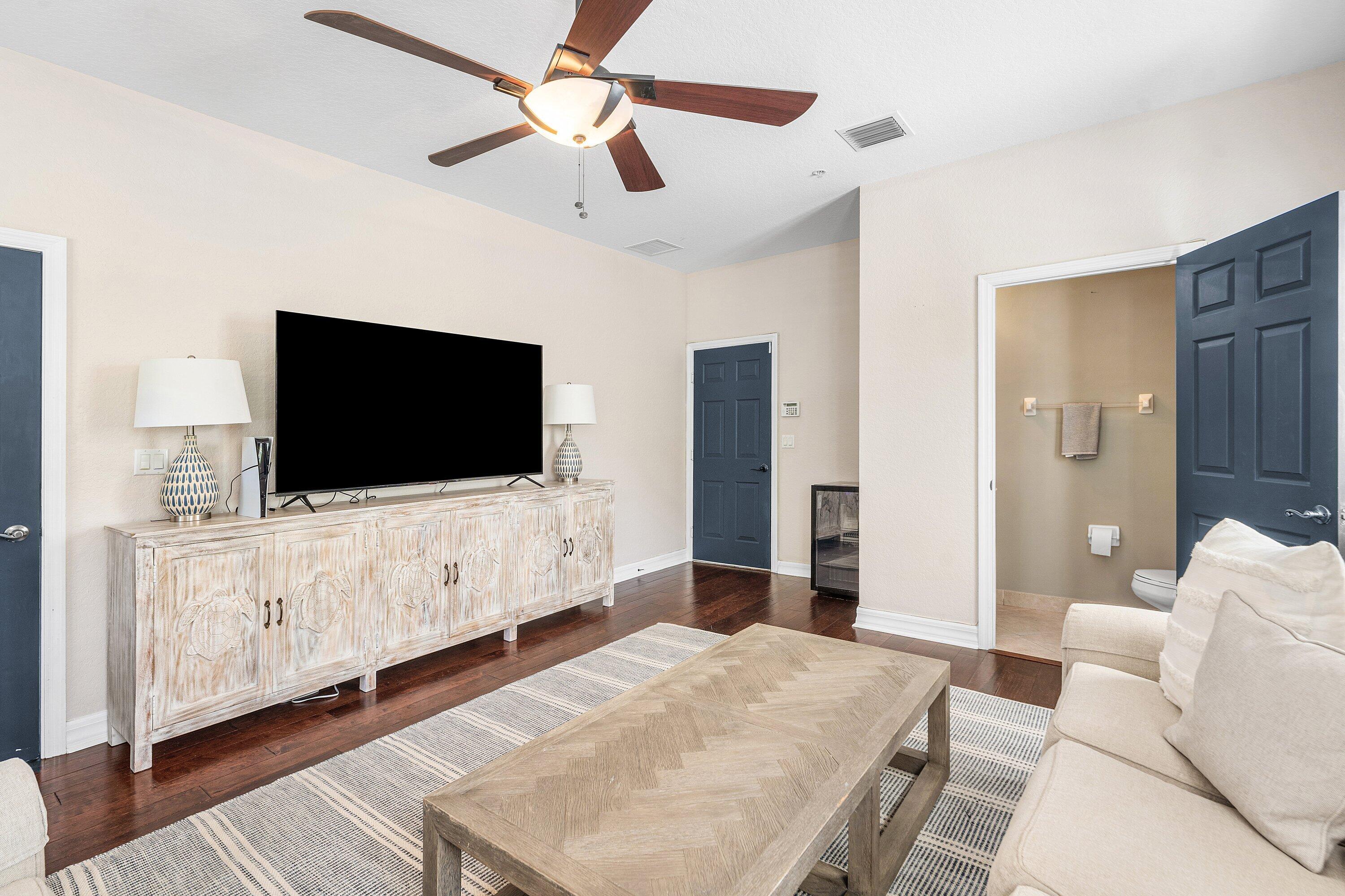 SANDPIPER COVE AT BOTANICA CONDO - Residential