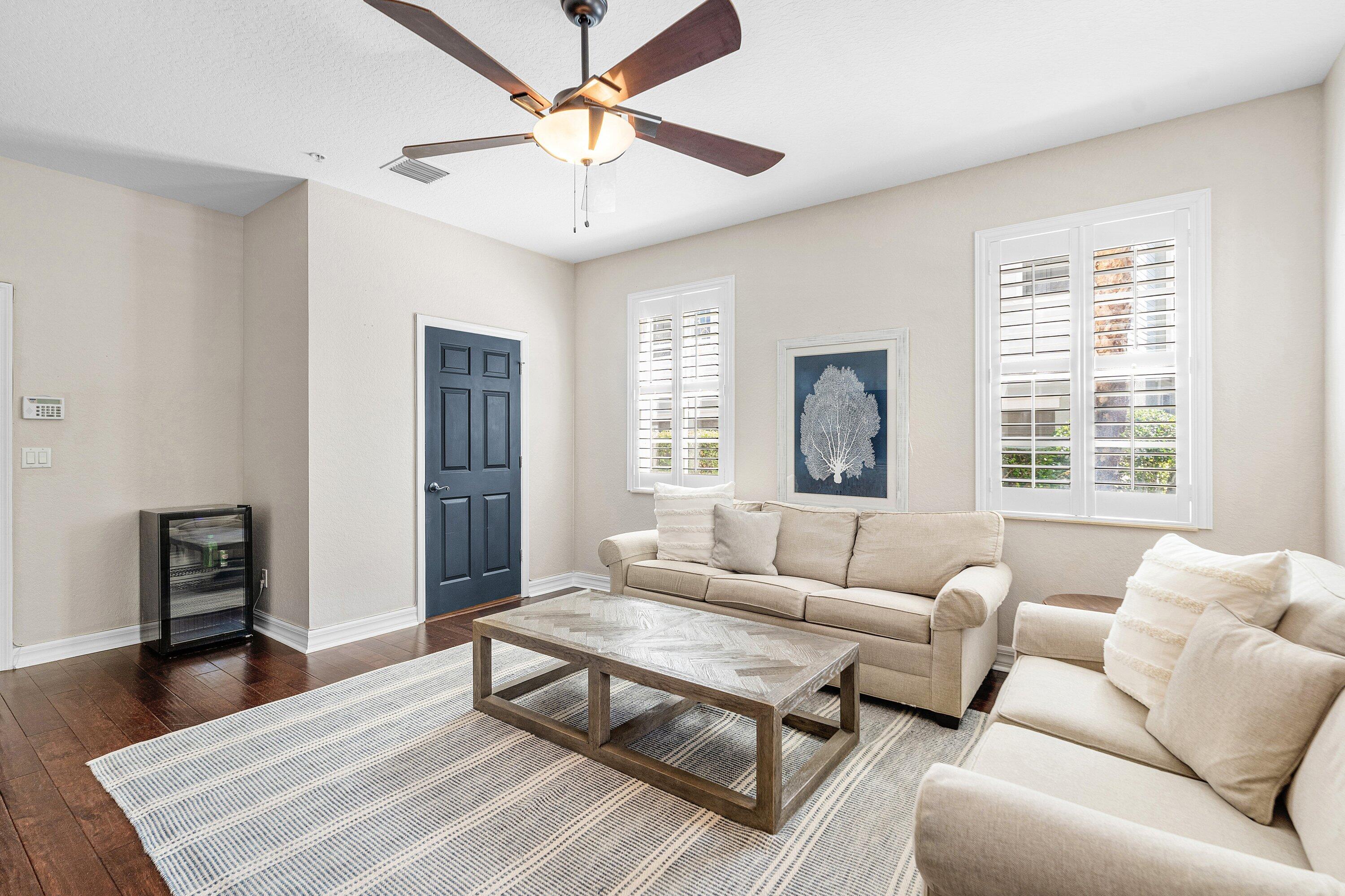 SANDPIPER COVE AT BOTANICA CONDO - Residential