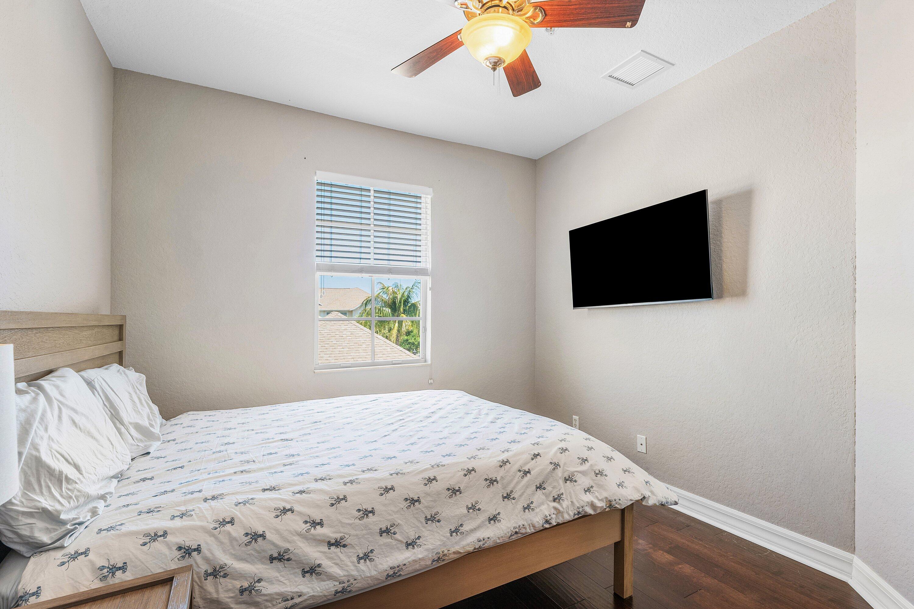 SANDPIPER COVE AT BOTANICA CONDO - Residential