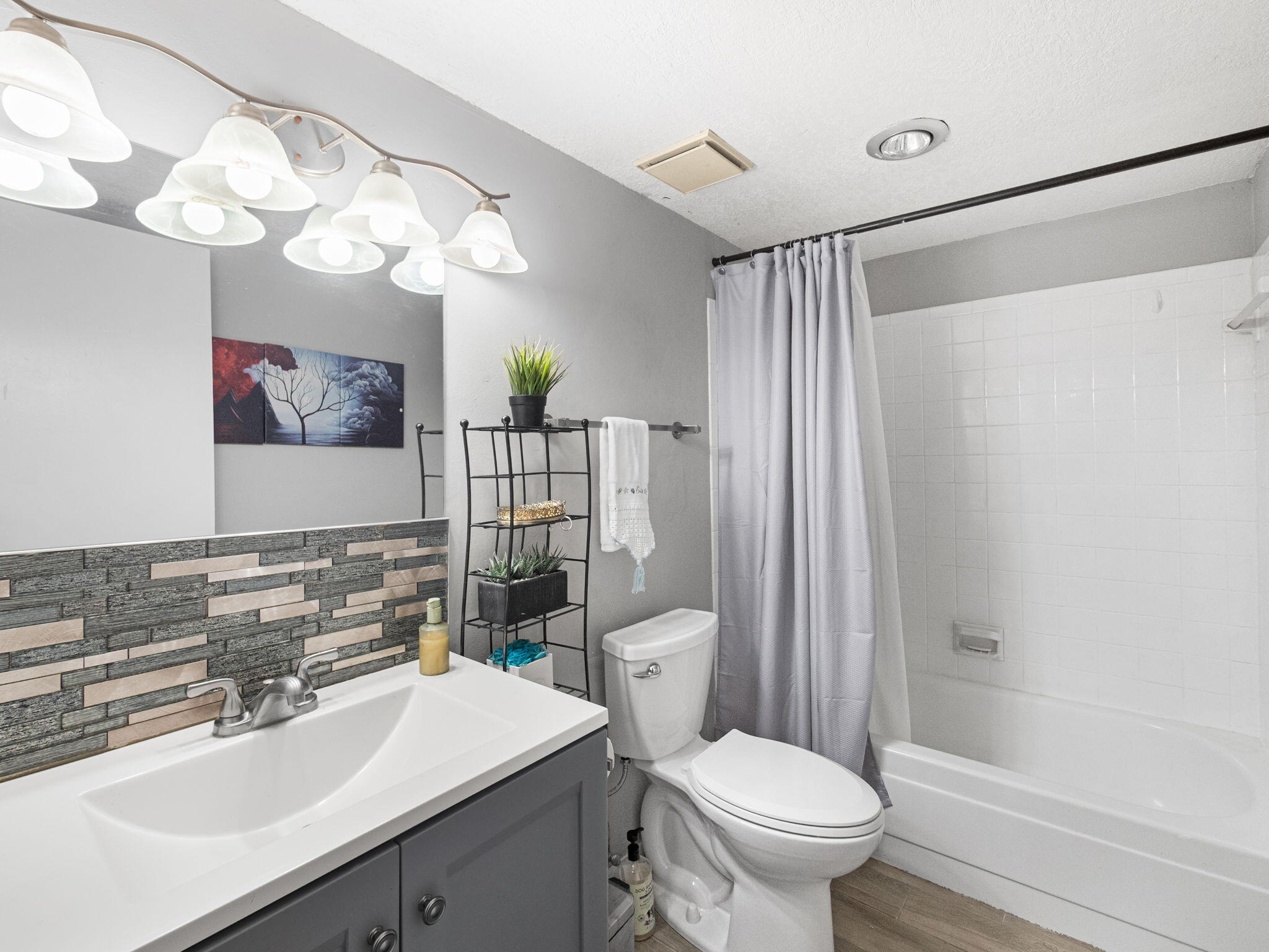 LA PLACIDA SECTION 1 CONDO - Residential