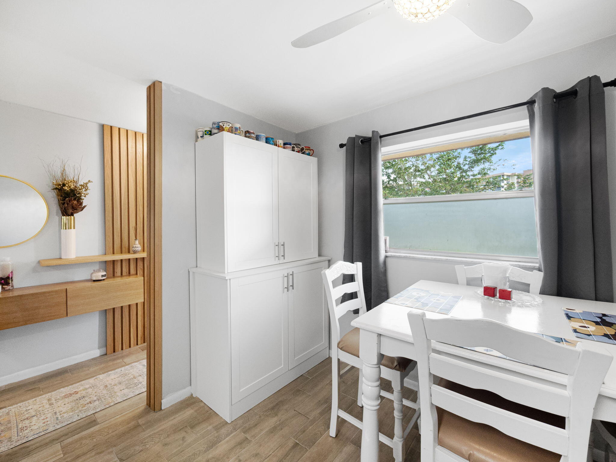 LA PLACIDA SECTION 1 CONDO - Residential